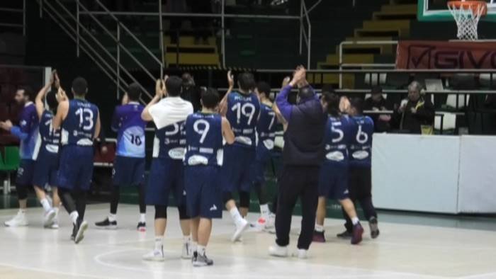 basket sant antimo dopo vangelov c e anche trapani