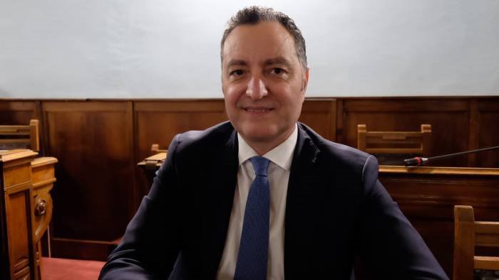 sfiducia carofano una triste pagina di storia locale