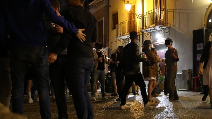 angri stretta dei carabinieri sui controlli della movida