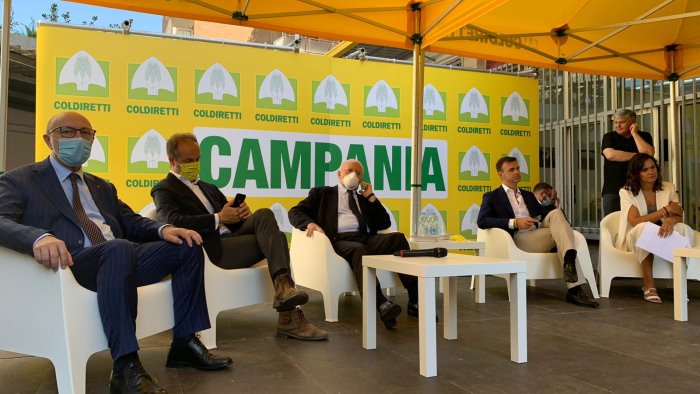 taglio del nastro per il mercato san paolo di fuorigrotta