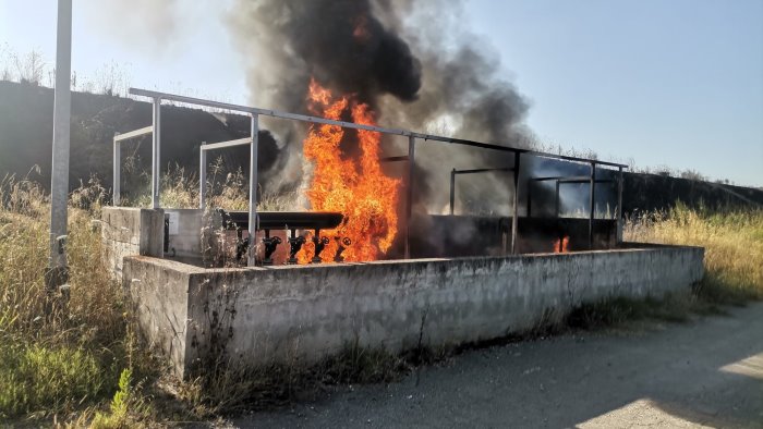 ecomafie visita del presidente stefano vignaroli nella terra dei fuochi