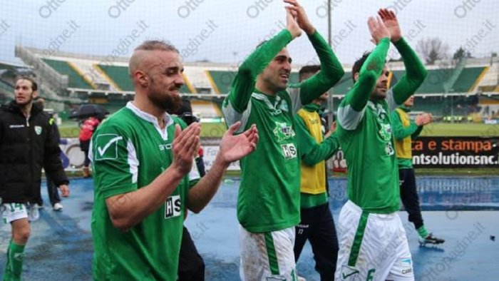 calciomercato paganese scatenata vicini castaldo e zito