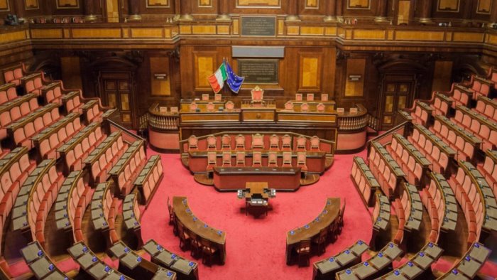 battipaglia raccolta firme per la campagna referendum eutanasia legale