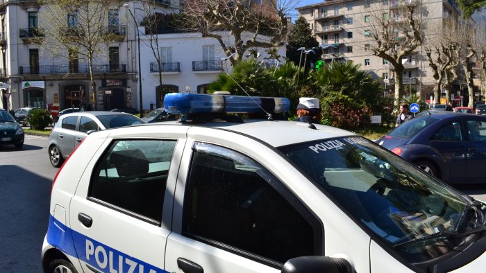 autostrada a3 primo bilancio oltre 50 camionisti multati per i mezzi pesanti