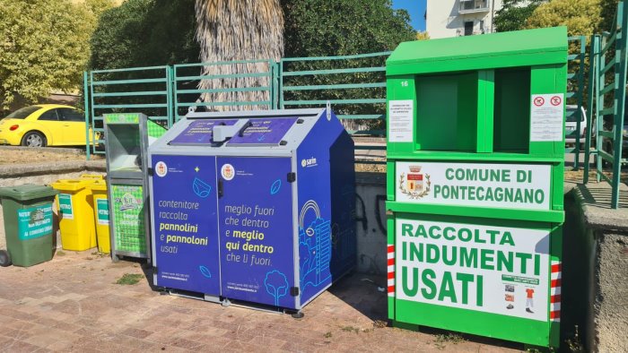 a pontecagnano i primi contenitori per smaltire pannolini e traversine