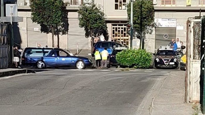 tragedia nella notte a cava de tirreni muore giovane centauro