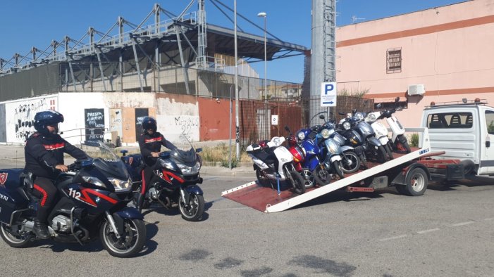 controlli dei carabinieri alle bici modificate sequestri e sanzioni