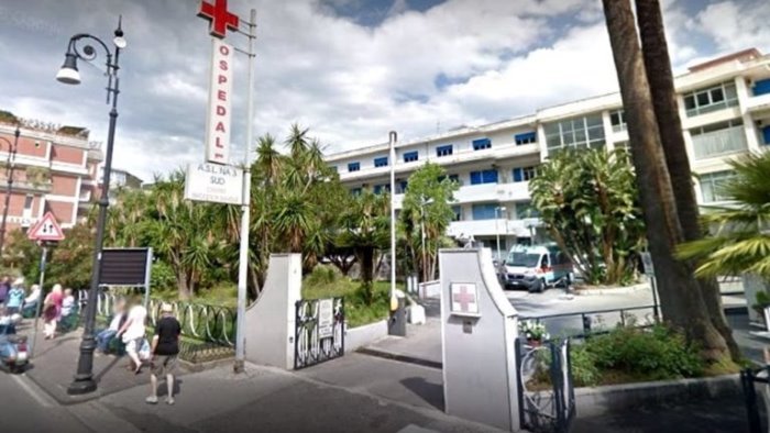 ospedali penisola sorrentina sospesa l attivita chirurgica dall 1 al 31 agosto