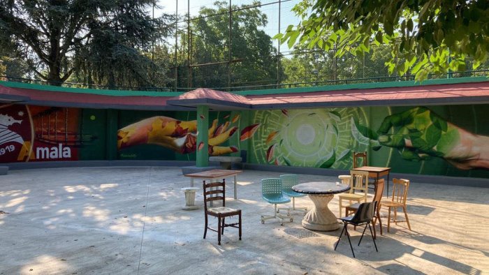 fisciano completato il primo ecomurales con la vernice mangia smog