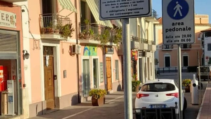 castellabate arrivano le strisce rosa per le donne incinte