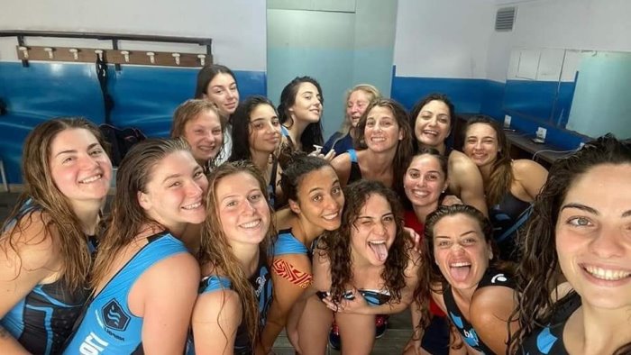 pallanuoto a2 femminile napoli gioca gara 2 a rapallo