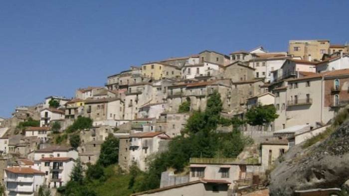 con l arte nasce il brand san giorgio