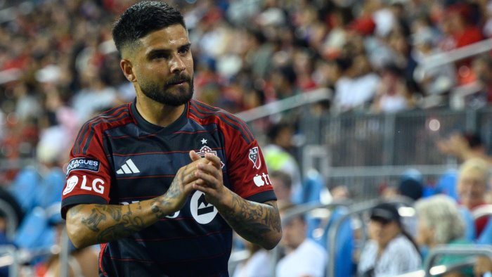 l ex napoli insigne si svincola e cerca squadra in italia