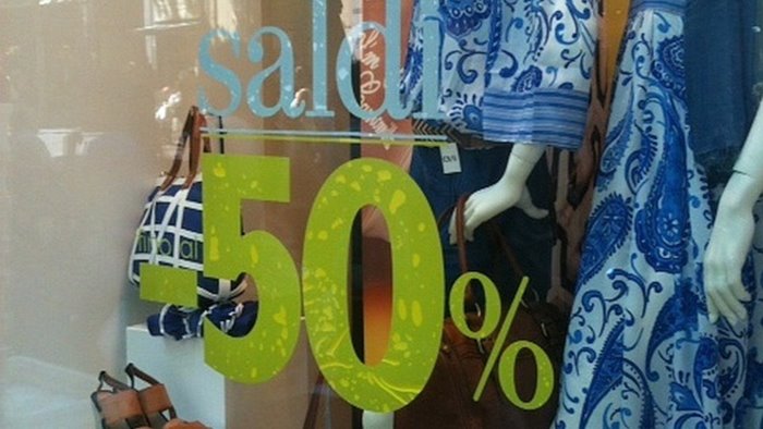 napoli saldi estivi capodanno cosa si aspetta a liberalizzarli