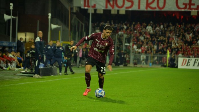 salernitana saluta ghiglione e promesso sposo del padova