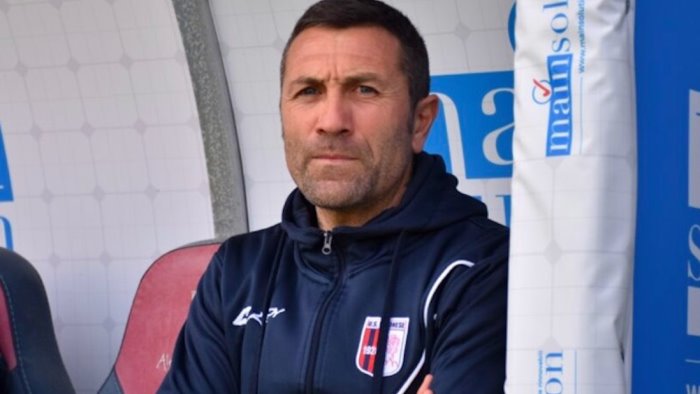 cosenza per la panchina c e busce