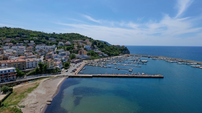 agropoli inaugurata la cassetta dei pensieri