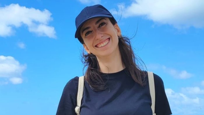 la scatola delle risposte ad avellino il libro di roberta della fera