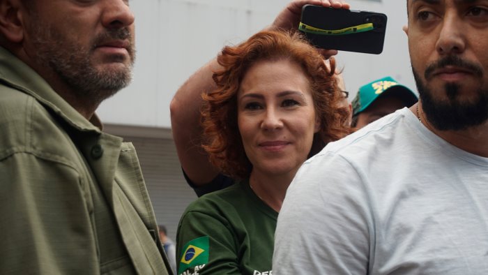 condannata a 10 anni la deputata carla zambelli si rifugia a scafati