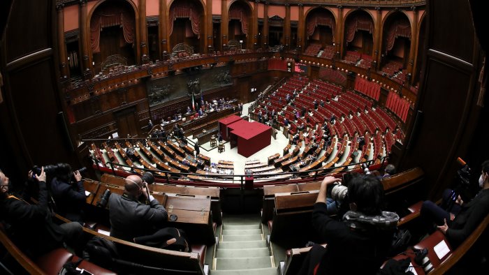 il no definitivo della camera agli ex deputati niente restituzione dei vitalizi