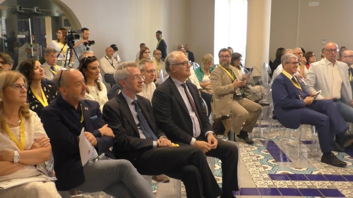 disgelo schlein de luca manfredi era il mio auspicio si al campo largo