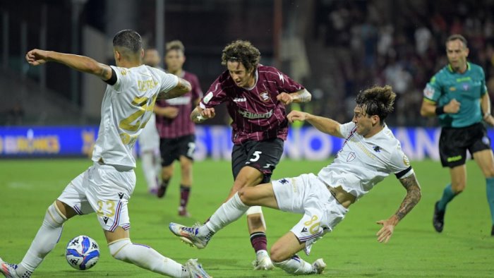 salernitana faggiano lavora alle cessioni bradaric vicino al verona