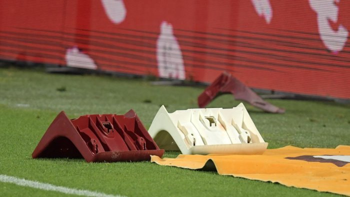 salernitana trasferte vietate per 4 mesi il ccsc pronto al ricorso