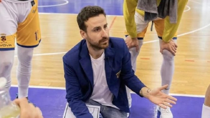 titto carone e il nuovo coach della scandone avellino