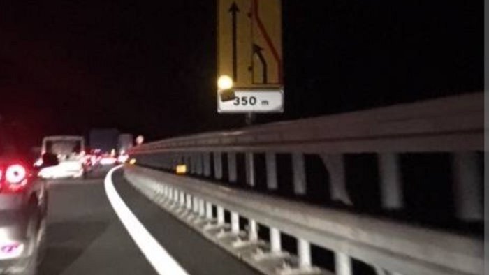 lavori in autostrada chiude l a16 tra grottaminarda e candela