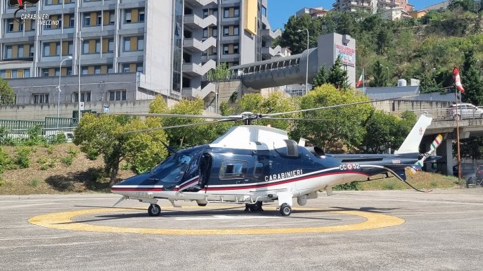 spaccio di cocaina carabinieri in azione nell arianese scattano denunce