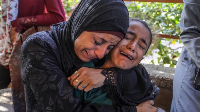 deir al balah sotto fuoco abbiamo perso tutto le nostre case sono macerie