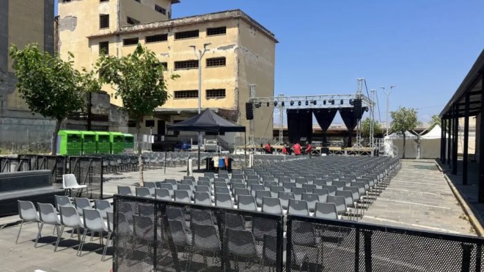 torre del greco dopo anni di silenzio torna la rassegna cinema sotto le stelle