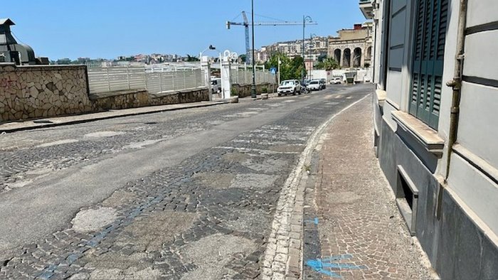 napoli via aniello falcone da strada panoramica a mulattiera