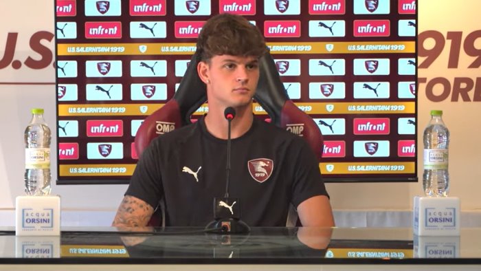 salernitana cabianca si presenta vogliamo riportare il club dove merita