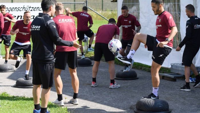 salernitana si resta in umbria la seconda fase di ritiro a norcia