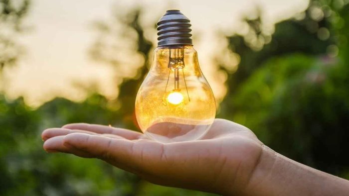 bonus energia a settembre l avviso per accedere ai contributi