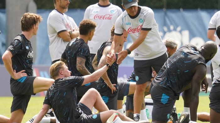 conte concede il pomeriggio libero conferenza e allenamento annullati