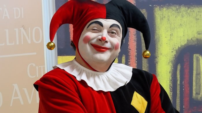 avellino comune inchiodato da debiti e spese allegre noi caliamo il jolly