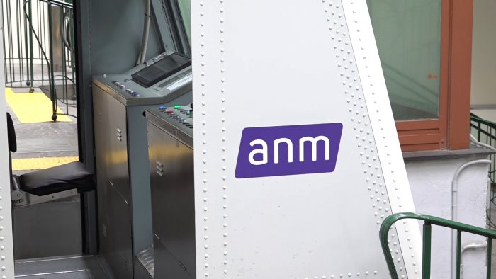 estate di disagi per il trasporto pubblico chiusure e limitazioni ad agosto