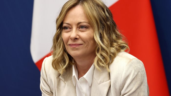 regione campania fuori dalla gestione di america s cup vergognoso