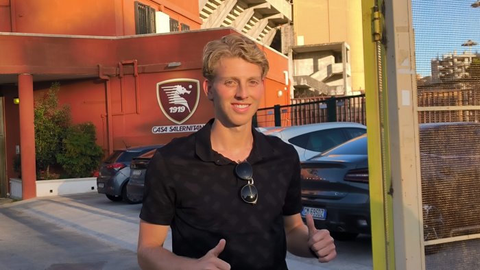 salernitana de boer sono qui per riportare la squadra in b