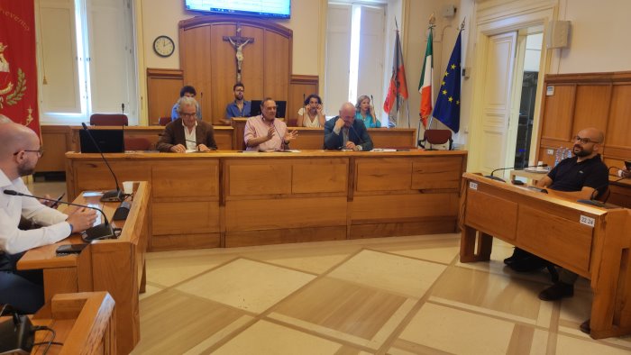 area vasta aderisce anche cautano