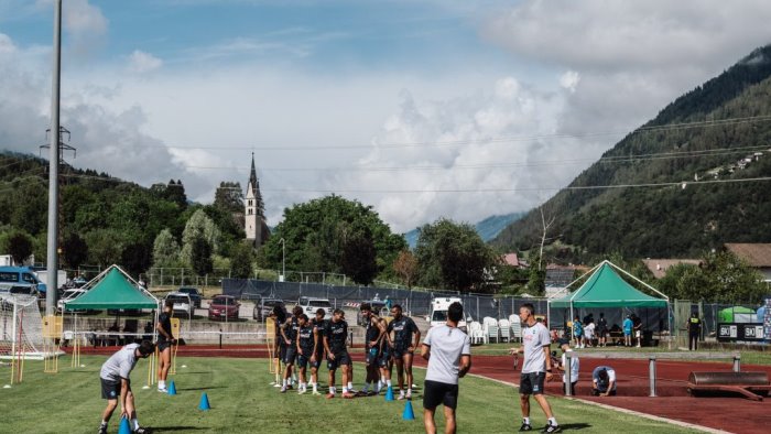 domani l amichevole contro il catanzaro con diversi assenti