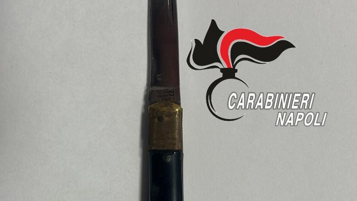 movida fuori controllo a napoli sempre piu ragazzini in giro armati