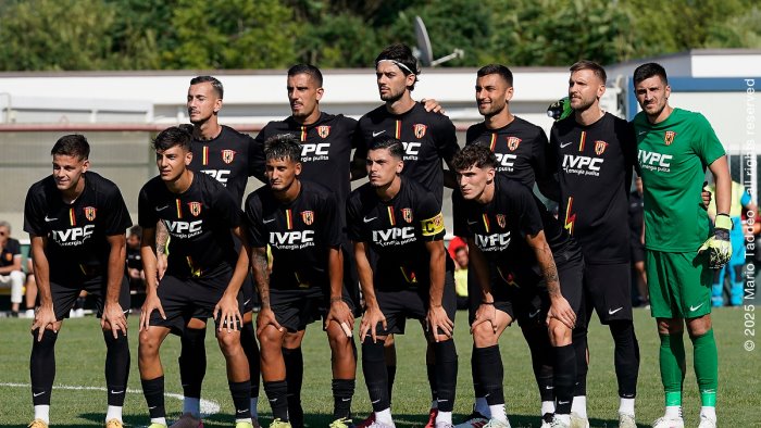 benevento inizio impegnativo e quel derby a salerno a 4 giornate dalla fine