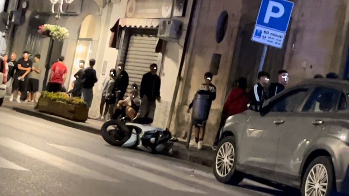 baronissi incidente auto scooter giovane finisce in ospedale