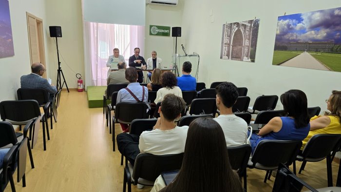 confesercenti napoli e campania comparto moda va difeso dai dazi