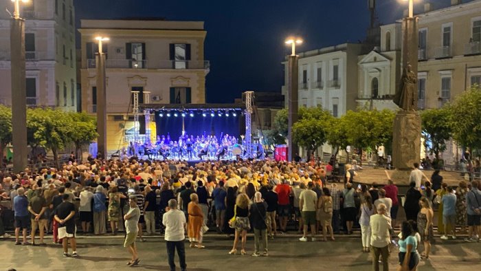 torre del greco successo per magia di note