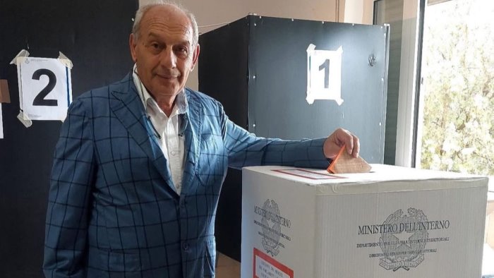 investito a battipaglia olevano piange l assessore armando poppiti