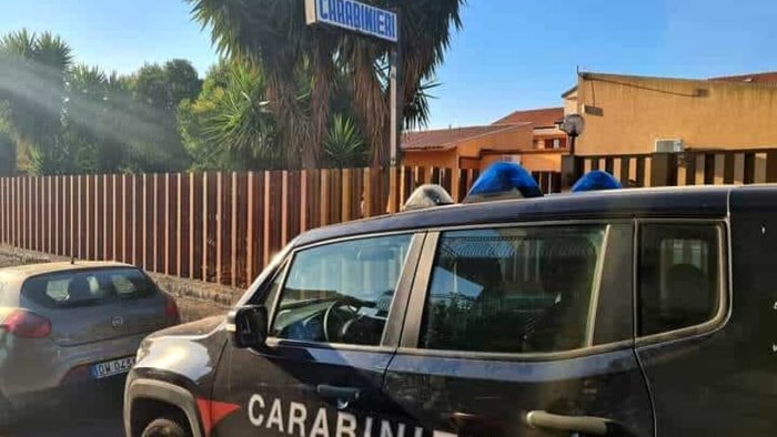 il pacco dei pacchi smascherata una banda a sant anastasia
